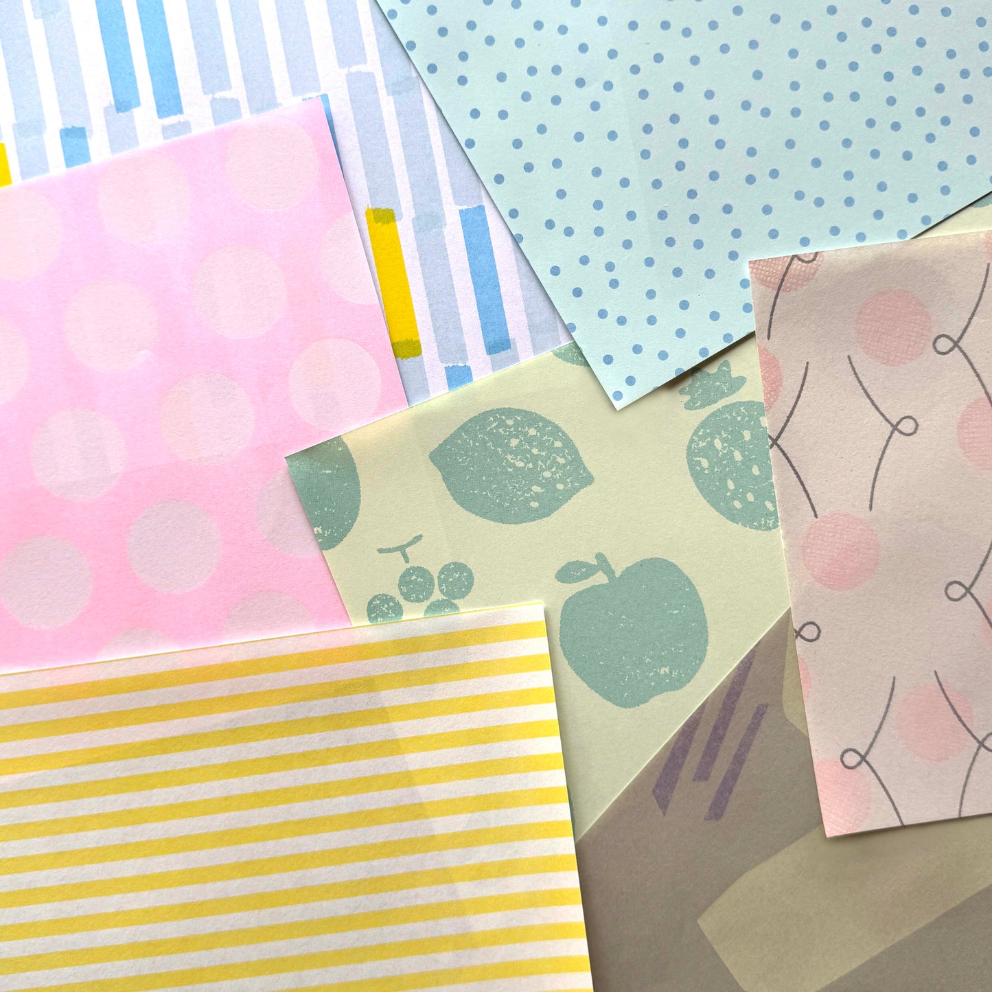 【オンライン限定】イロイロレポートパッド 全柄 パステル