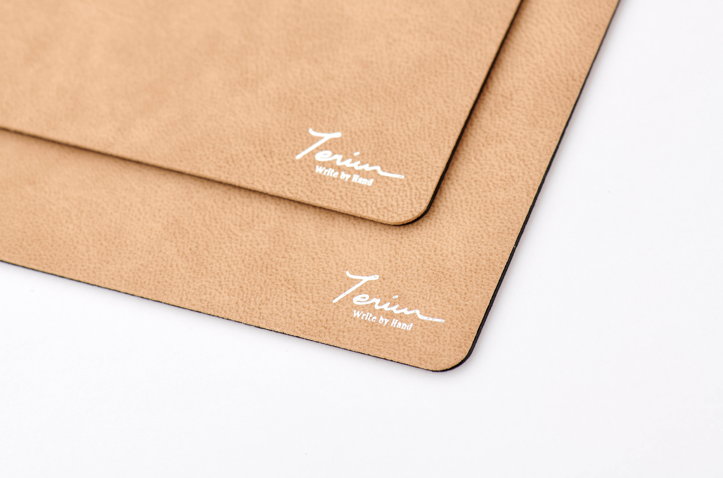 テリュー・ザ・マット アートキャメルB6