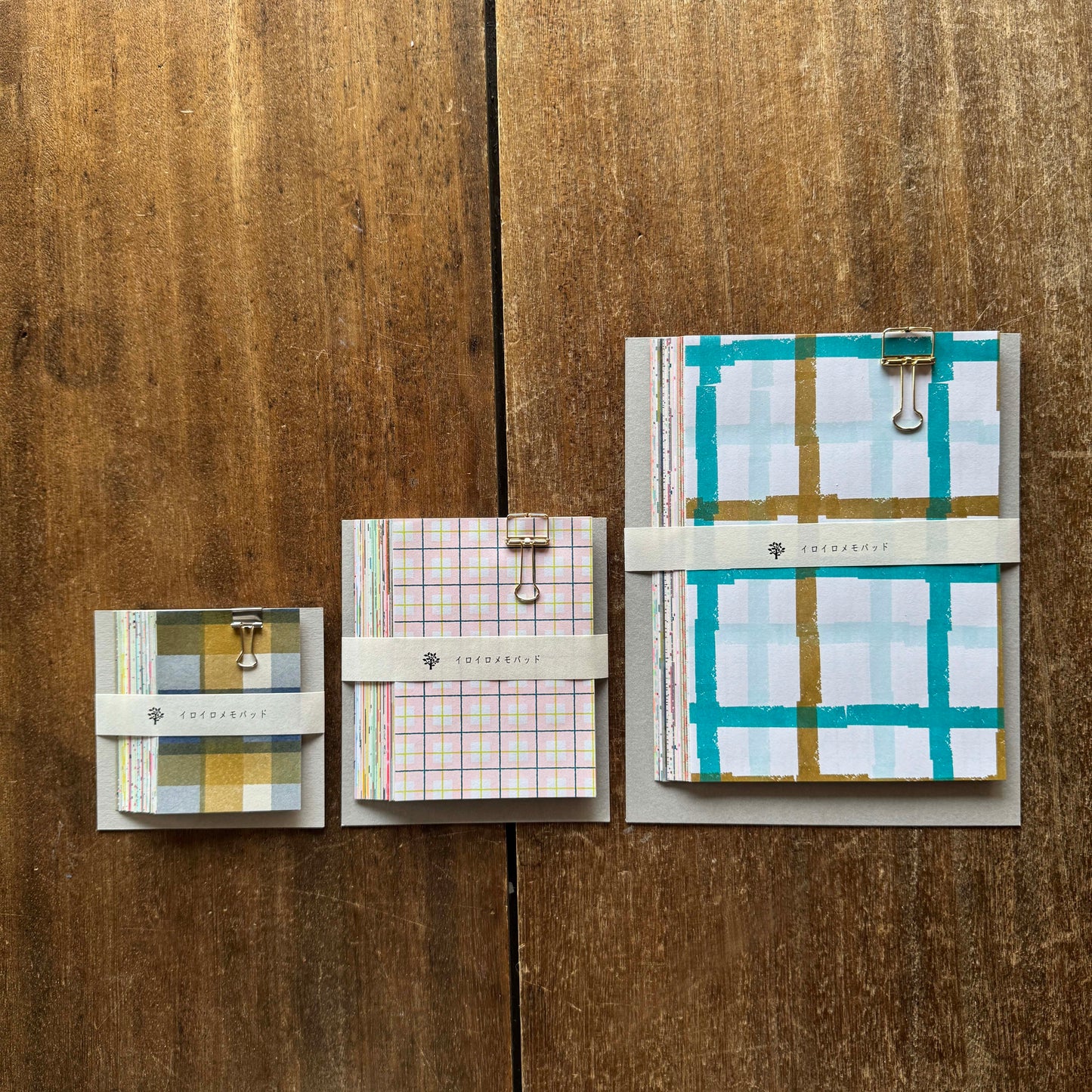 イロイロメモパッド チェック M