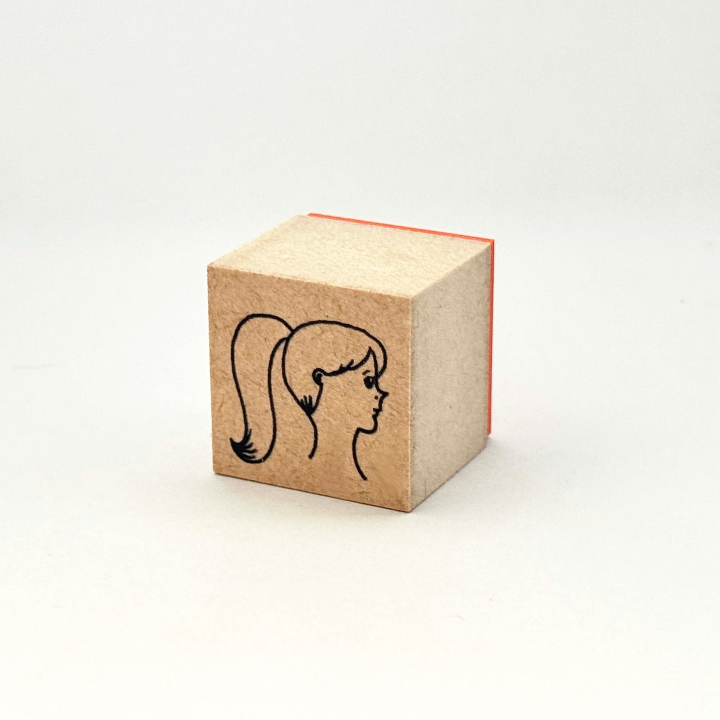 ハンコ ポニーテール