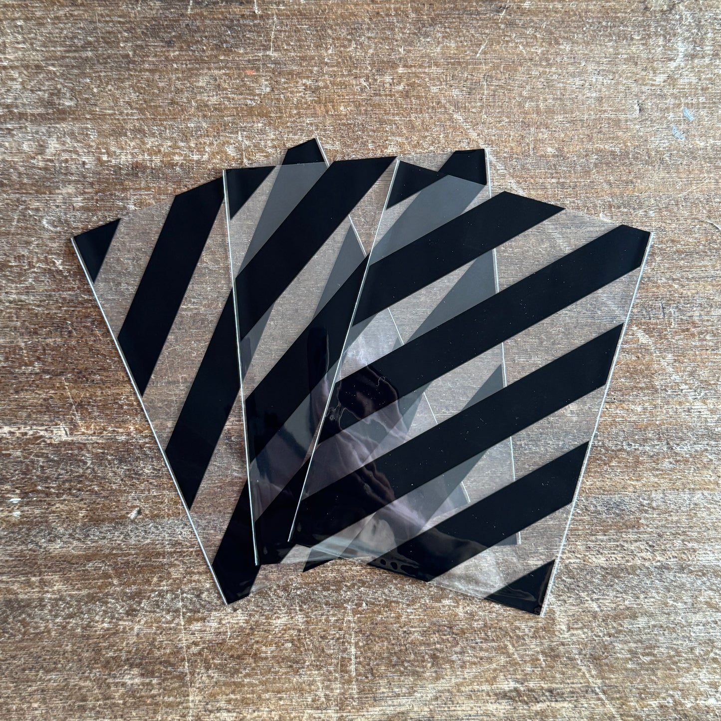 水縞クリアバッグ ブラック 縞々